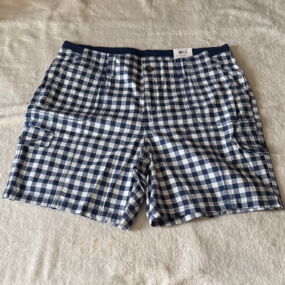 Style & Co gingham cargo shorts (size 16)
